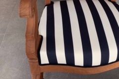 Réfection complète fauteuil Voltaire tissu rayures